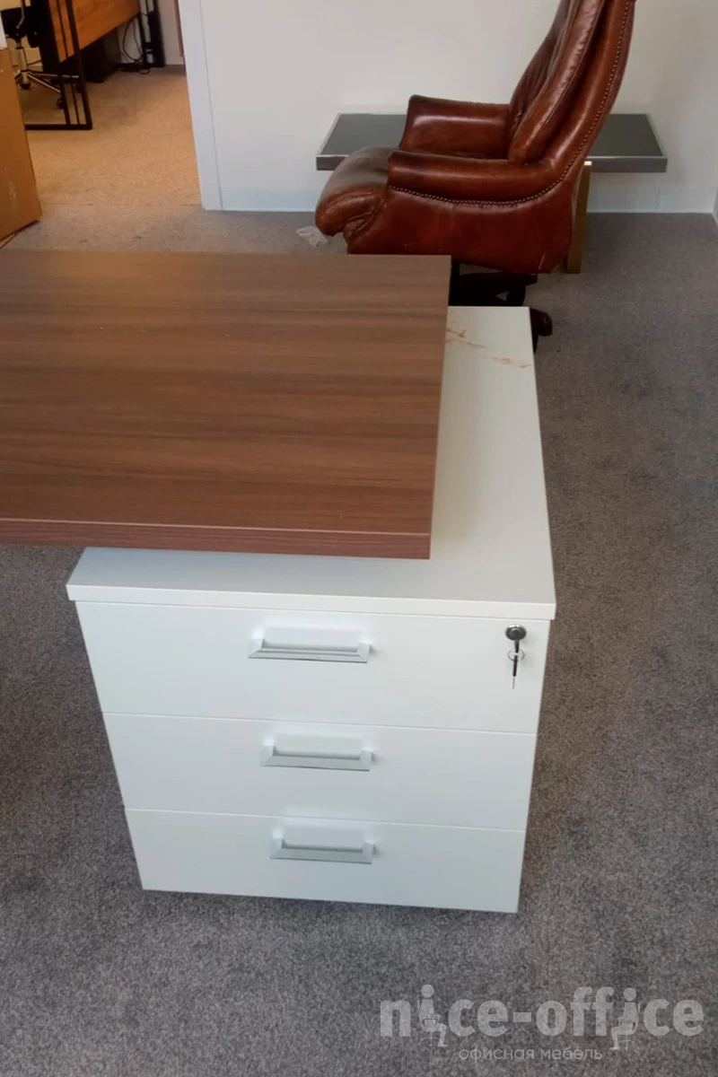 Кабинет руководителя Norman фото в интерьере 1